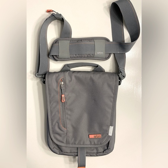 STM Crossbody Tablet iPad Bag —Pockets, Pockets, Pockets! - Picture 1 of 13